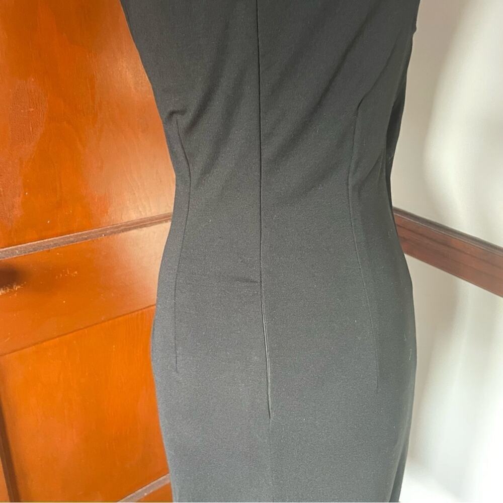 Lauren Ralph Lauren Classic Black V-Neck Dress - Picture 3 of 7